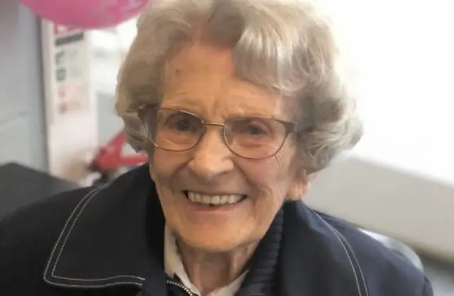 အသက် ၁၁၃ နှစ် စပိန် အသက်အကြီးဆုံး အမျိုးသမီး