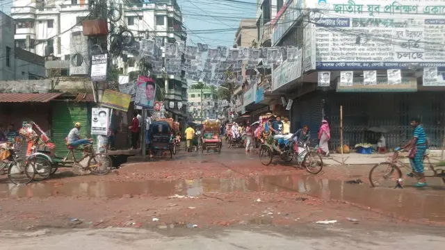 রাস্তাঘাটের বেহাল দশা নিয়েও রয়েছে অনেক অভিযোগ