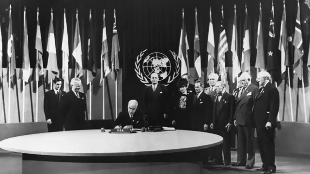 un