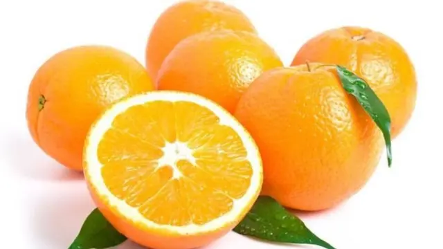 Baadhi ya madaktari wanasema kwamba matunda kama vile machungwa yana vitamin C nyingi ambayo ina uwezo wa kukabiliana na magonjwa.