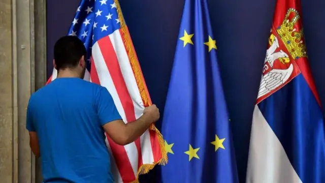 Serbia aspira pertenecer al grupo de naciones de la Unión Europea.