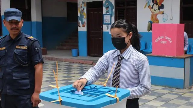 नमुना मतदान केन्द्र