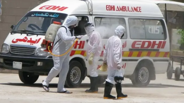 कोरोना वायरस, पाकिस्तान