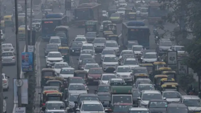 டெல்லியில் தீவிர காற்று மாசு