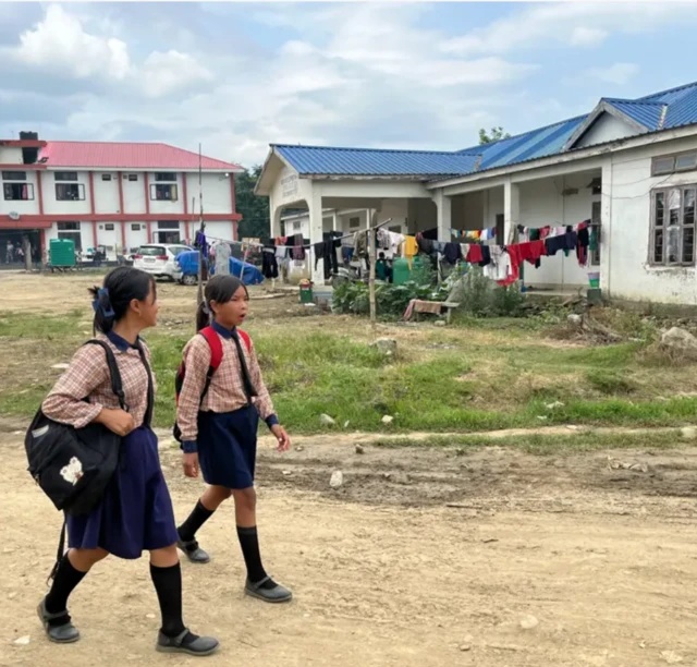 நிவாரண முகாம்