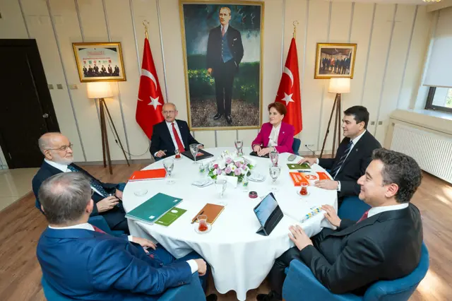 Altılı Masa