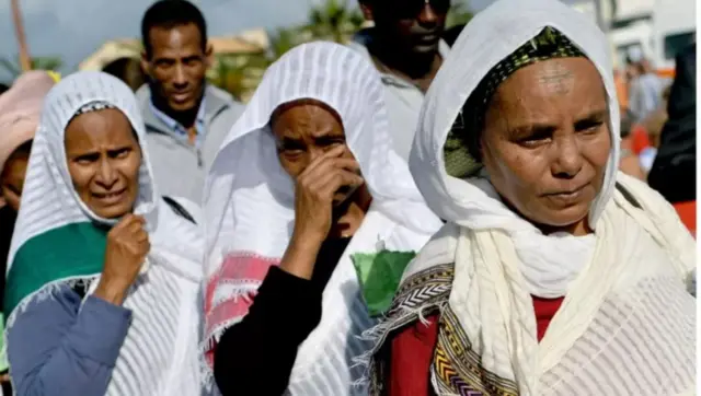 ኣደታት ኣብ መሪር ሓዘን