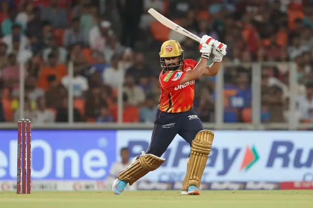 பஞ்சாப்பின் ஒரு கூட்டணியை உடைக்க முடியாததால் மும்பை ஆட்டத்தை எப்படி பறிகொடுத்தது? 