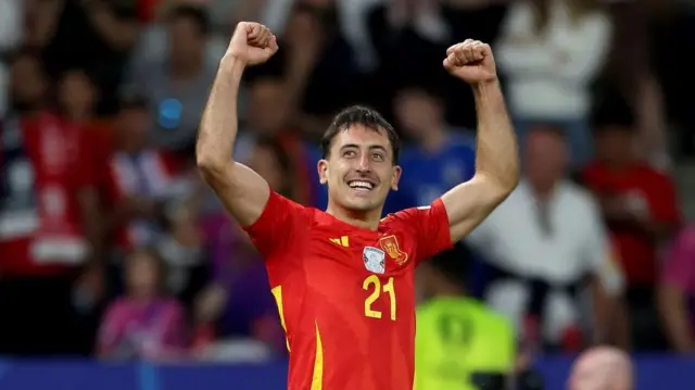 Spain vs England highlights: Mikel Oyarzabal & Nico Williams