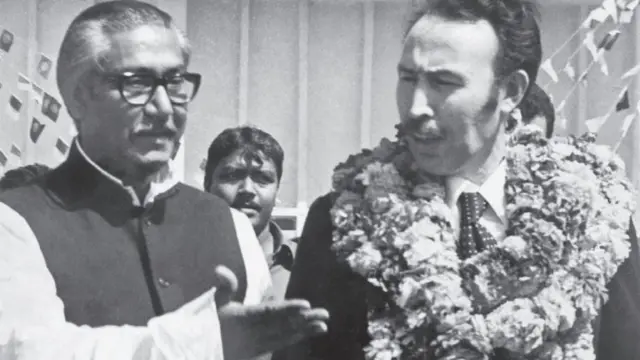 মুসলিম বিশ্বের সেসময়কার প্রভাবশালী নেতারাও বাংলাদেশকে স্বীকৃতি দেয়ার জন্য কূটনৈতিক চাপ প্রয়োগ করেছিলেন মি. ভুট্টোর ওপর (মার্চ ১৯৭৪, আলজেরিয়ার প্রেসিডেন্ট হোরারি বুমেদিনের ঢাকা সফর)