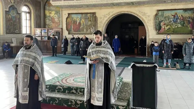 церква