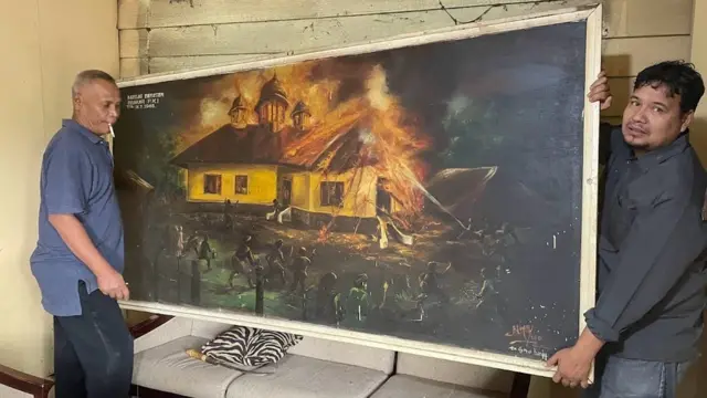 Masjid Bebesan, Takengon, yang terbakar dan menjadi pelatuk kemarahan warga terhadap komunis.