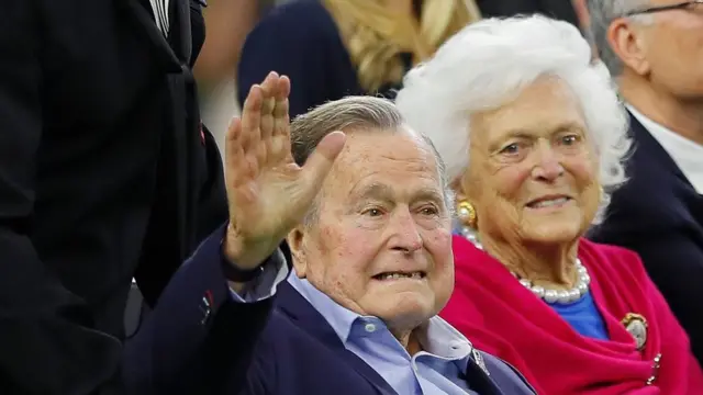 Джордж и Барбара Буш