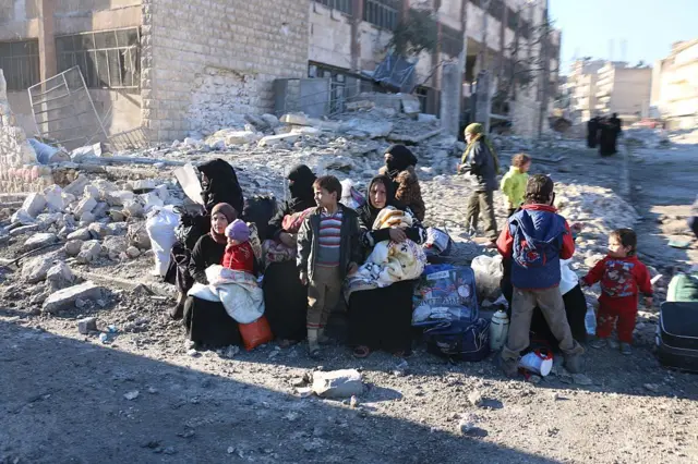 برخی از ناظران معتقدند که ایران از نارآرامی و بی‌ثباتی سوریه نفع می‌برد