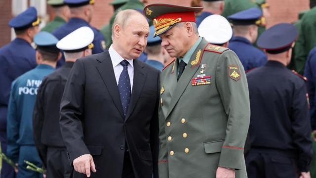 Путін і Шойгу