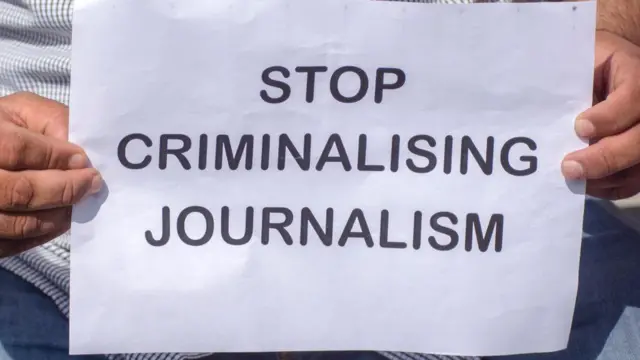 પ્રતીકાત્મક તસવીર