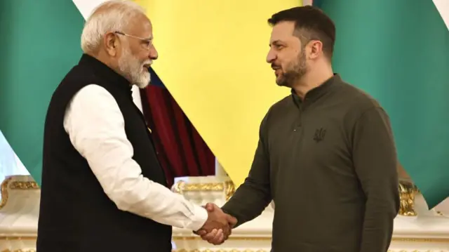 नरेंद्र मोदी और वोलोदिमीर ज़ेलेंस्की