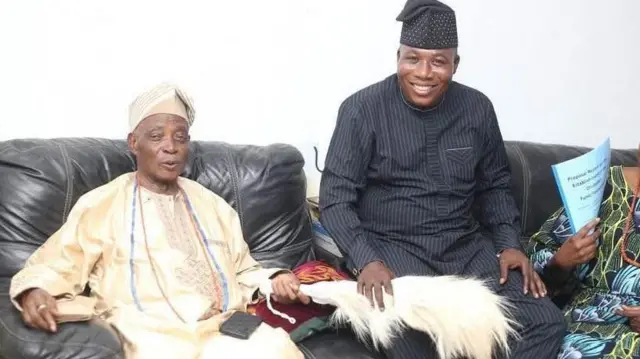Aworan Olubadan lori ijoko, Sunday Igboho joko lapa osi wọn o di irukẹrẹ olubadan mu.
