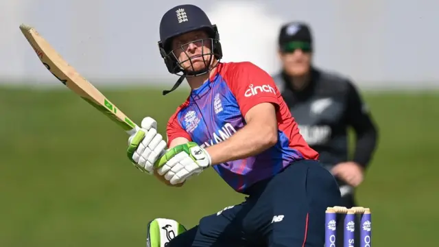 इंग्लैंड की टीम जबरदस्त फॉर्म में है