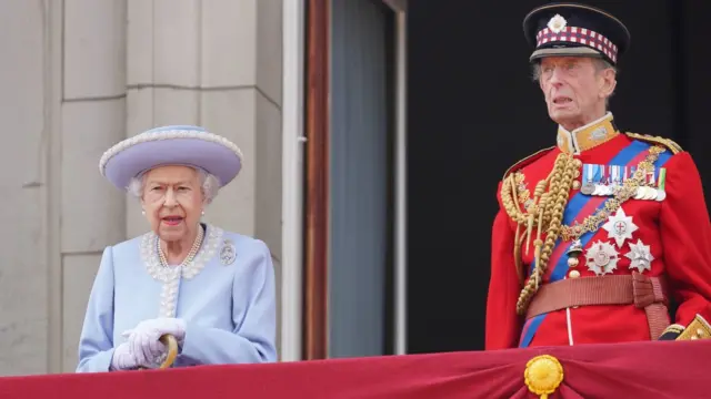 Umwamikazi Elizabeth na mubyara we Igikomangoma Edward