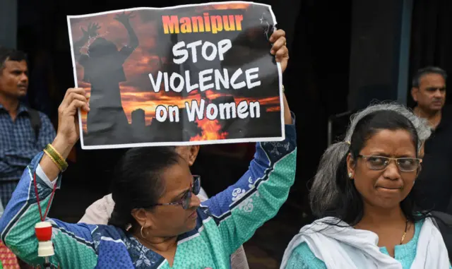 मणिपुर मसले पर महाराष्ट्र में प्रदर्शन.