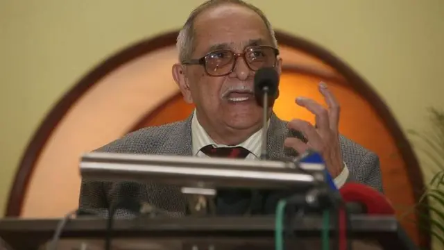 प्रख्यात कायदेतज्ञ आणि वकील फाली नरिमन