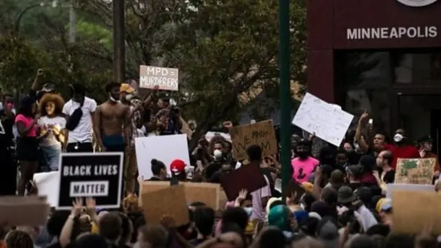 Ndị na-eme ngagharịiwe maka ọnwụ George Floyd