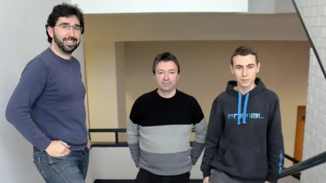 De izquierda a derecha, Gorka Labaka, Eneko Aguirre y Mikel Artetxe. (Foto: UPV/EHU).
