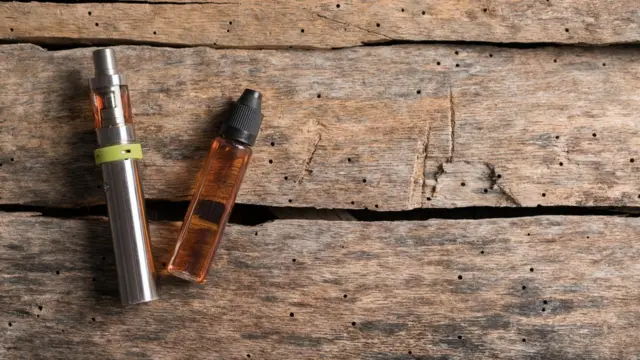 قلم تدخين إلكتروني