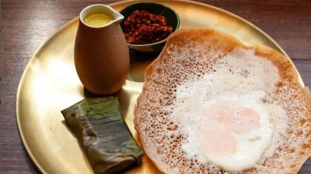 ලංකාවේ කෑම තමයි මාව ඒ තරම් දුර ගෙනගියේ," ඇය මාධ්යවේදීන්ට පැවසුවා ය.