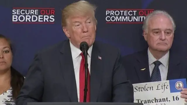 डोनल्ड ट्रंप