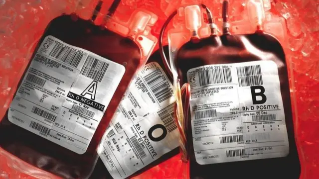 تتجدد خلايا الدم الحمراء عادة كل بضعة أشهر، في حين أن بعض الخلايا الأخرى، مثل الخلايا العصبية لا تتجدد أبدا