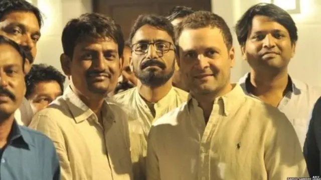 अल्पेश ठाकोर आणि राहुल गांधी