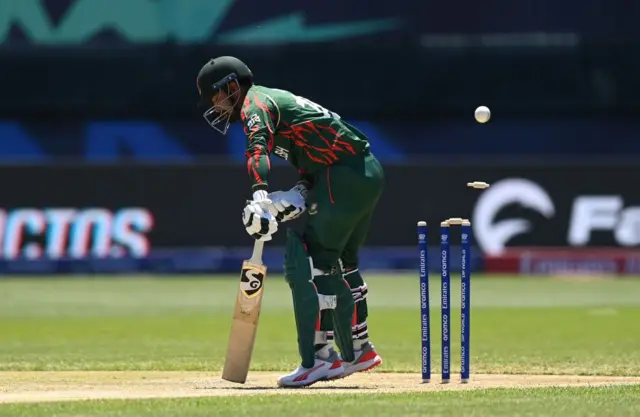 লিটন দাস এই বছর ৮টি টি-টোয়েন্টি ম্যাচ খেলেছেন, কোনও ম্যাচেই ৪০ পার করতে পারেননি,