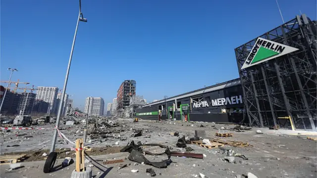 Магазин Leroy Merlin у Києву у березні 2022 року