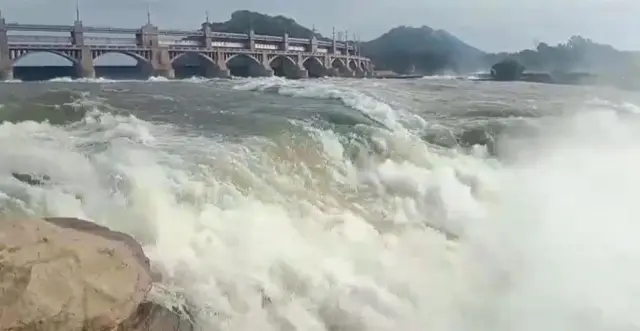 மேட்டூர் அணை