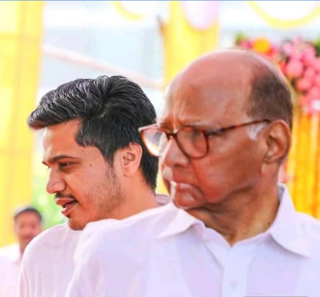 रोहित पवार शरद पवार