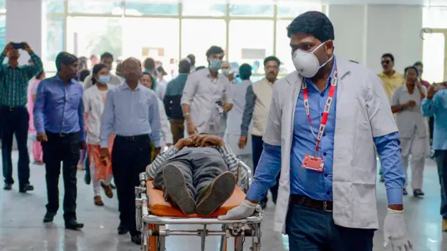 अनपेक्षित उच्च सङ्ख्यामा अस्पतालहरूमा बिरामीहरू देखिइरहेका छन्