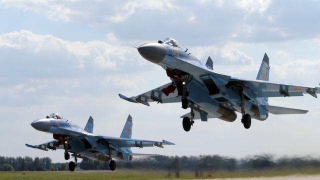 中国2015年向俄罗斯订购24架苏-35战机，将到今年内完成付运。