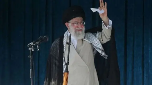 ईरान के सर्वोच्च नेता अली ख़मेनेई