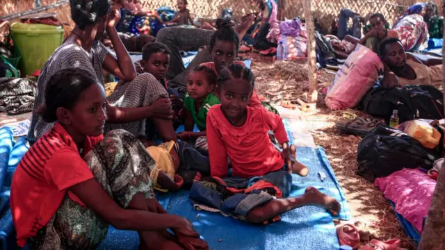 Haadholiifi daa'imman Sudaanitti baqachuun dawoo keessa jiran