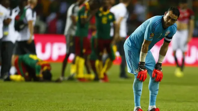 عصام الحضري