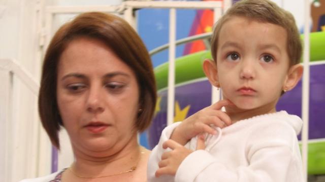 Fernanda etênis coloridofilha Manuela