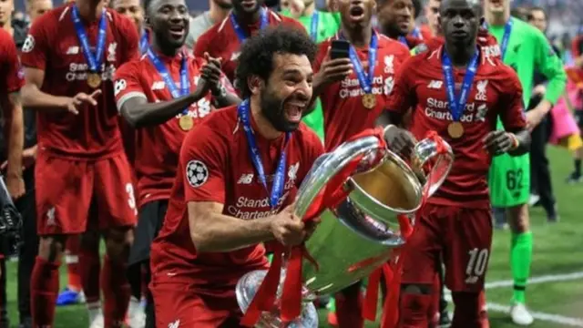 نجم ليفربول الإنجليزي محمد صلاح