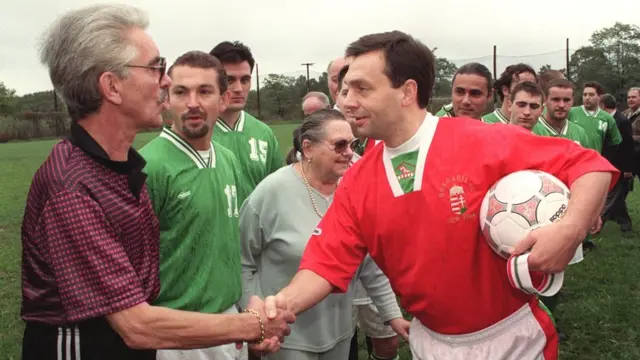 Orbán en 1998