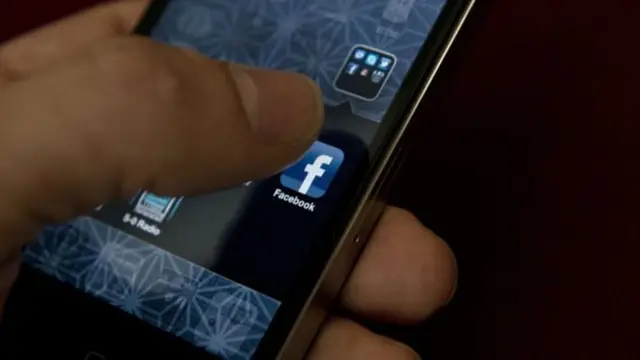 மக்களிடையே பிரபலமாக உள்ள ஃபேஸ்புக் நேரலை