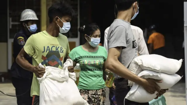 စားအုန်းဆီ ကိုပြည်ပ ကတင်သွင်းပြီး အရန် ရိက္ခာထားမယ်