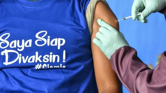 vaksinasi covid-19