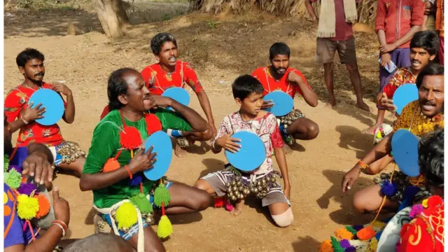 తప్పెటగుళ్లు