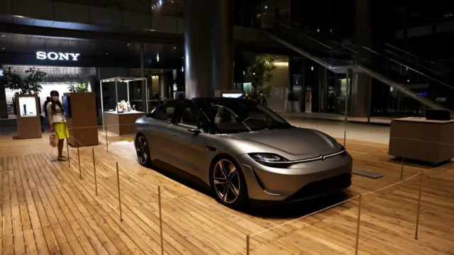 سونی در سال‌های گذشته با نمایش کانسپت‌هایی علاقه خود را به ساخت ماشین نشان داده است